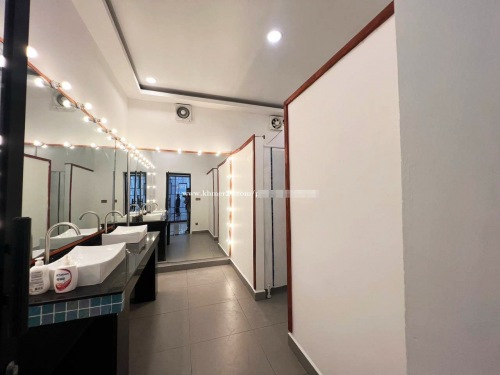 Hotel or Commercial Villa Pool For Rent In BKK1