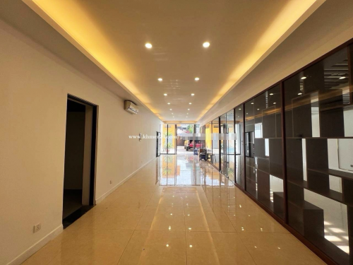 Hotel or Commercial Villa Pool For Rent In BKK1
