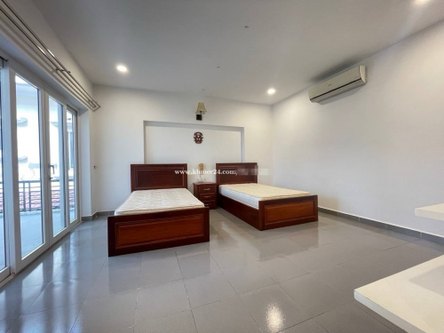 Hotel or Commercial Villa Pool For Rent In BKK1
