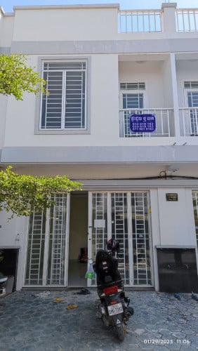 House for Rent or Sale (12km to Techo International Airport)