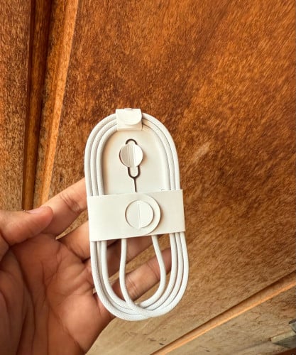 IPHONE CHARGER