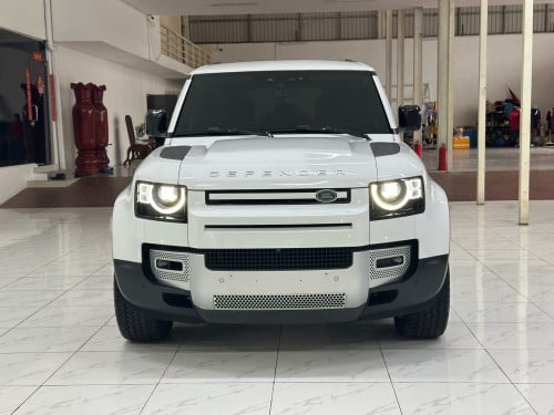 Land Rover Defender D240 2020 Full option
