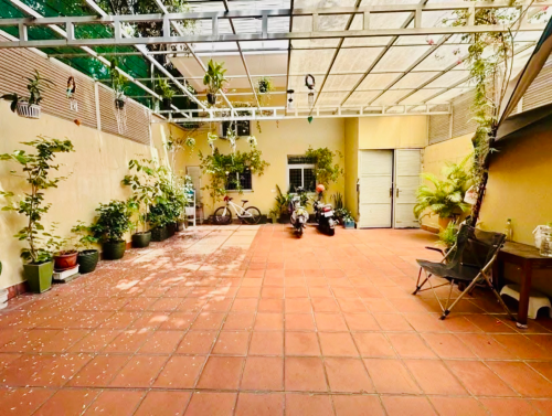 Modern Townhouse For Rent In Bassac Lane
