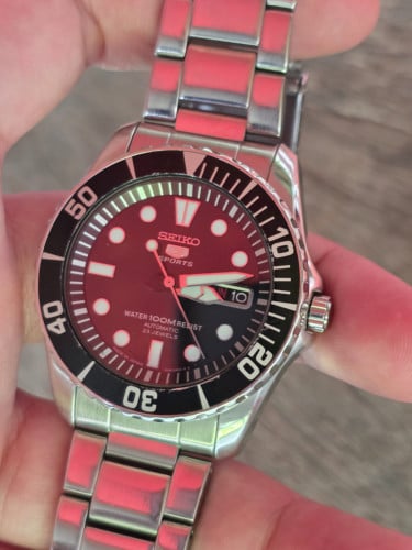 Seiko 5 Black Sea Urchin