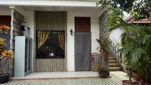 Studios room for rent