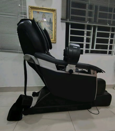 លក់កៅអីម៉ាស្សាមួយទឹករបស់ជប៉ុននៅដំណើរការ