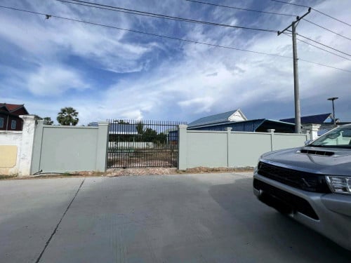 ដីលក់ ១៥*៣០ រីកកន្ទុយ