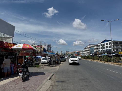 លក់បន្ទាន់