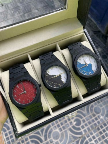 នាឡិកាដៃស្អាតៗ