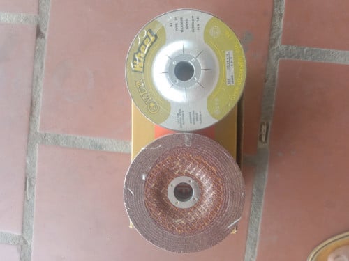 ថ្មឆាបដែក1T  ល្អ