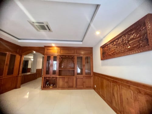 វីឡាភ្លោះ សម្រាប់ជួល |​ Twin villa for rent (បុរី​ប៉េងហួត​ ដឹស្តាដាយមិន)