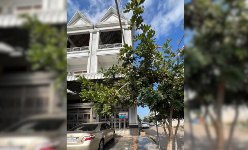 House for rent at Sen Sok