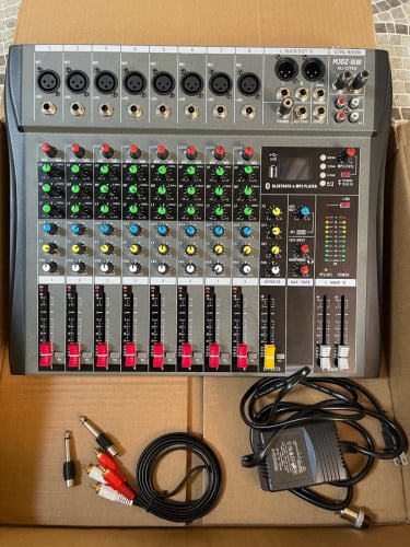 Mixer 8 Channel ថ្មី99%