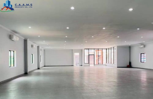 Office Space for Rent –  Top Floor in BKK1