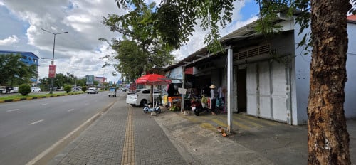 Room for rent on national road 6A