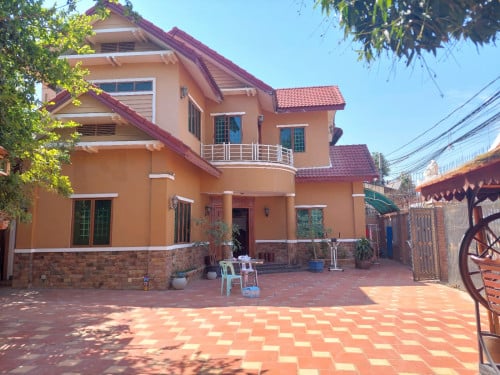 ផ្ទះលក់បន្ទាន់ 320,000