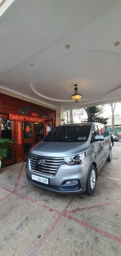 រថយន្តទេសចរណ៏សម្រាប់ជួល Hyindia H1