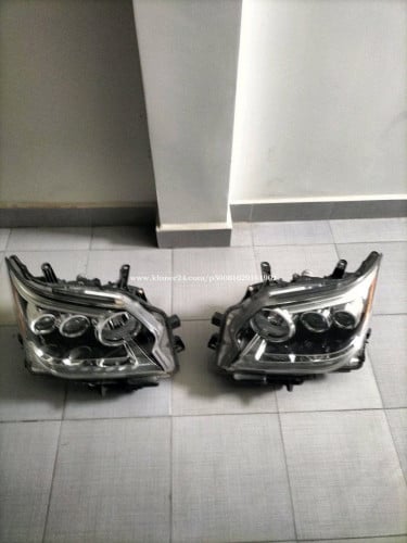 កាងនិងចង្កៀងមុខសុីនមួយឈុតលក់វិញធូរៗ Lexus Gx