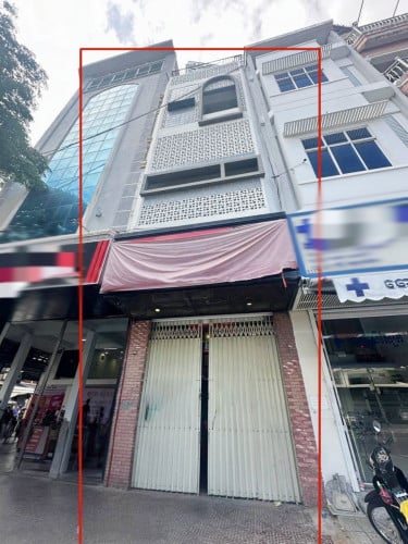 ផ្ទះអាជីវកម្មសម្រាប់ជួល នៅជិតស្តុបផ្សារដេប៉ូ | Shophouse for Rent near Depot Market