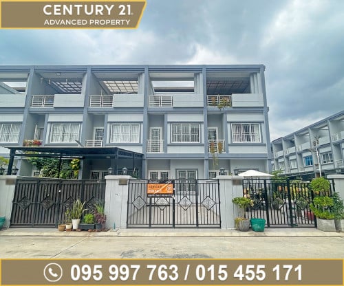 🏘 វីឡាកូនកាត់ (LH) ក្នុងបុរី ភ្នំពេញសុខសាន្ត ត្រូវការលក់បន្ទាន់ខ្លាំង