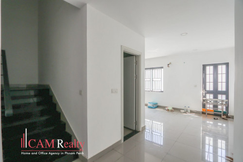 6 Bedrooms Shophouse for Rent | Chip Mong 271