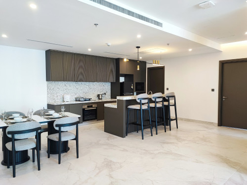 COZY TWO BEDROOM FOR RENT-HEART OF BKK1 🍀