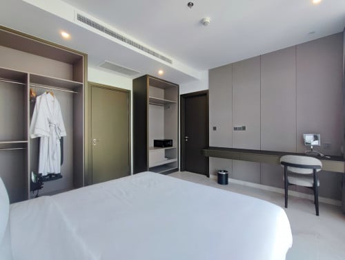 COZY TWO BEDROOM FOR RENT-HEART OF BKK1 🍀