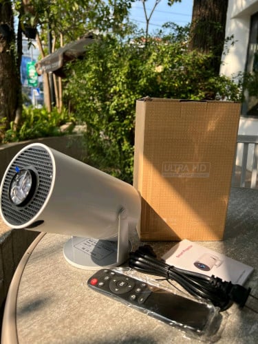 HY300 Smart Projector