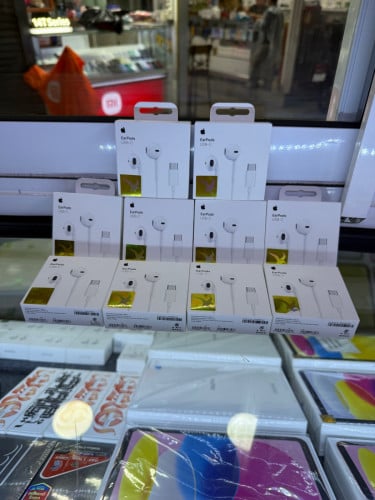 Pods Ear USB C for Apple Original warranty one year