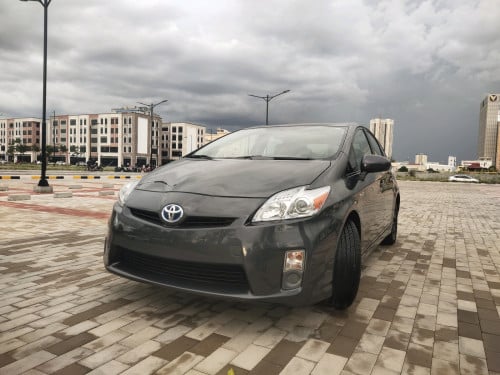 Prius 2010 ពណ៌ផេះ Option 3 អេក្រង់ធំ បាស់JBL ទ្វារស្មាតឃី ធានាទឹកថ្នាំសុីនម៉ានជុំ អត់បុកអត់ប៉ះ