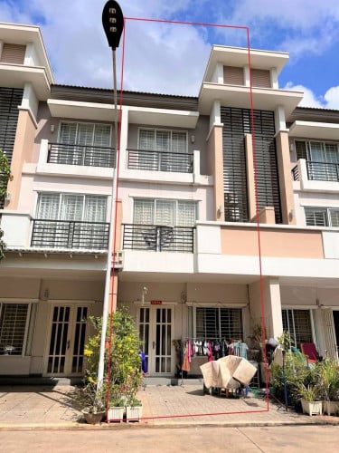 តំលៃ $200,000 ( ចចារ)