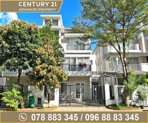 🏘 វីឡាភ្លោះ (Twin-B) ក្នុងបុរី ប៉េងហួតបឹងស្នោ ត្រូវការលក់បន្ទាន់ខ្លាំង