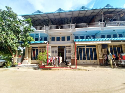 ๐ฆHouse Available for Urgent Sale at a Special Price (Negotiable).