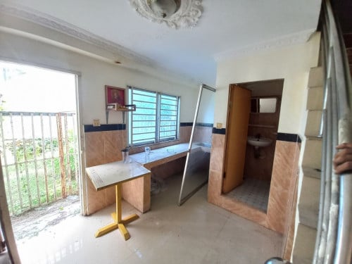 ๐ฆHouse Available for Urgent Sale at a Special Price (Negotiable).