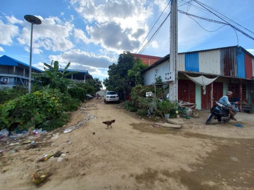 ๐ฆHouse Available for Urgent Sale at a Special Price (Negotiable).