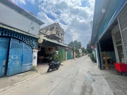 🏦House Available for Urgent Sale at a Special Price (Negotiable).