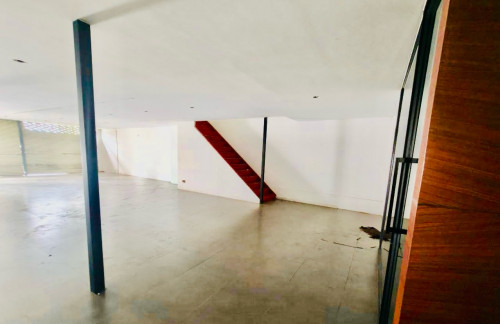 Commercial Warehouse For Rent At Busy Area of Toul Kork, 20x30m, 5,500$, Good For All Showrooms….