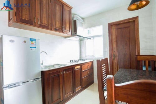 CORNER BUILDING FOR SALE IN BKK