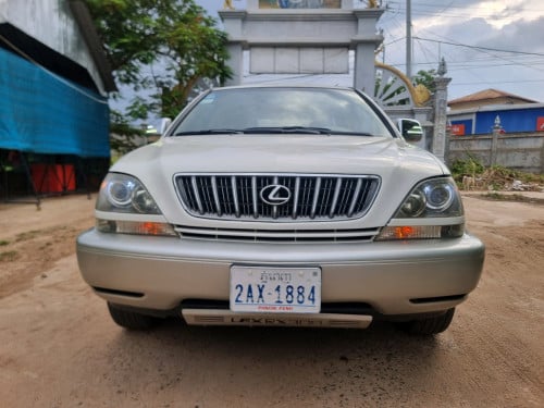 RX 300 02 P1លក់ប្រញាប់លុយធានាថាឡានស្អាត