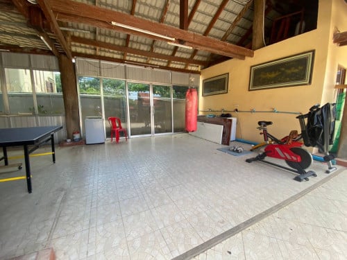 អគារសម្រាប់ជួល | BUILD FOR RENT (ទីតាំង​ជ្រោយចង្វា​រ)