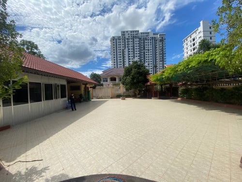 អគារសម្រាប់ជួល | BUILD FOR RENT (ទីតាំង​ជ្រោយចង្វា​រ)