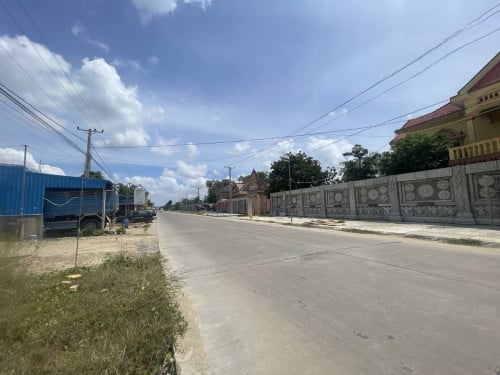 🏦House Available for Urgent Sale at a Special Price (Negotiable).