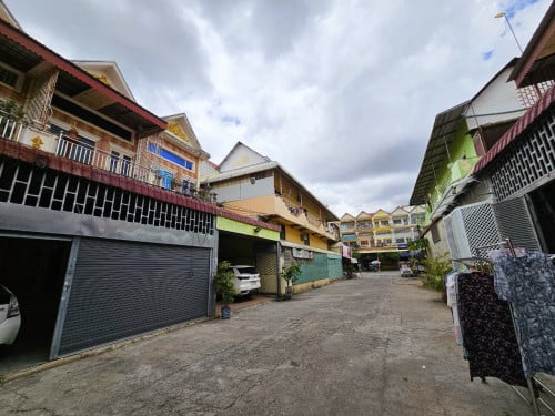 🏦House Available for Urgent Sale at a Special Price (Negotiable).