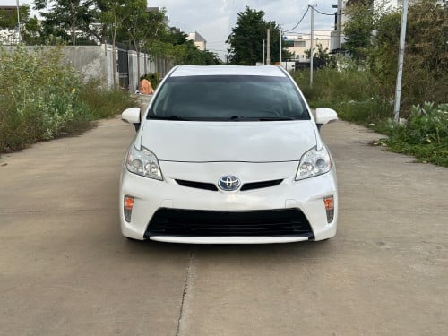 🥳 មើលតែសាច់ឈាមក៏ដឹងដែរថាថ្មីប៉ុណ្ណា 🥳🚘 toyota prius ឆ្នាំ 2015 Option 3 persona 🚘