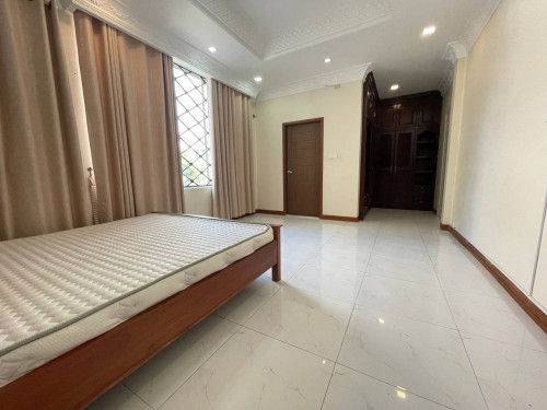 វីឡាសម្រាប់ជួល | Villa for rent (ទីតាំង​ផ្សារដេីមថ្កូវ)