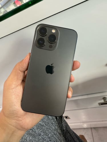 13 Pro 256GB Black ( Look like new) 99.99%