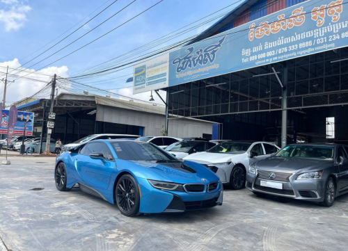BMW i8 2015  full options រៀបចំហើយក្ដៅៗ តម្លៃពិសេស
