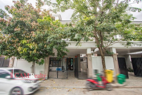 Classic Twin Villa For Rent in Borey Peng Huoth Boueng Snor