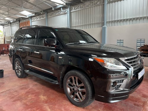 LX 570 ជិះផ្ទាល់ខ្លួនត្រូវការលក់