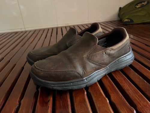 Original Skechers Leather Size 42.5 also fit 43